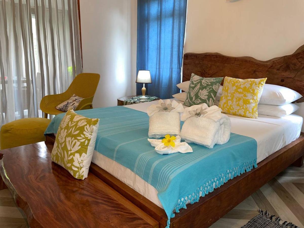 Milles Montagnes Residence Anse Royale Zewnętrze zdjęcie